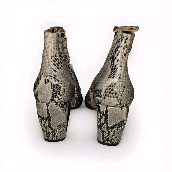 Alias Mae Boots Women’s Beige Snakeskin Leather Pointed Toe Bootie Sz 39, 8 US - Picture 4 of 10